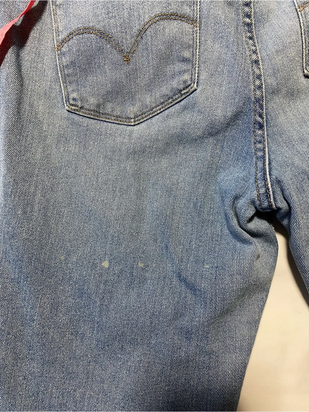 711 Levi’s Women's Medium Blue Skinny Jeans